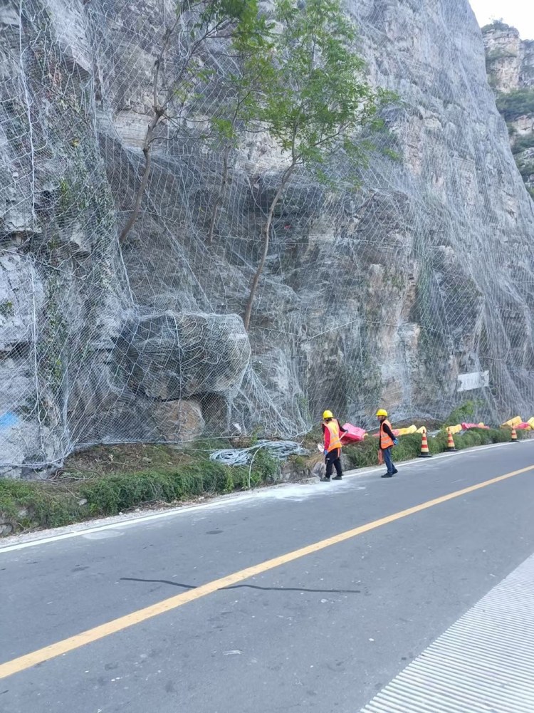 北京 X017 涞宝路主动防护系统建成状态